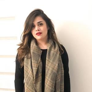 Meet your Posher, Fatima